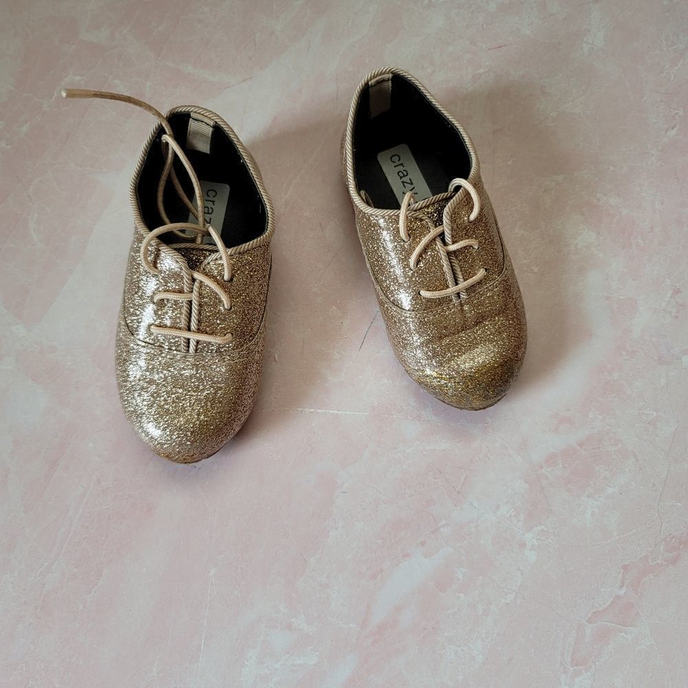 Crazy 8 gold oxfords lace up loafer glam diva sparkle metallic girls size 5 glit
